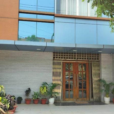 Hotel Paradise Convention Bhubaneswar Esterno foto